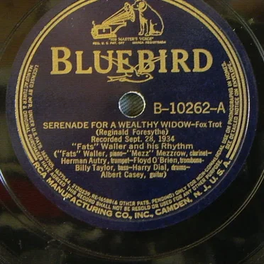 Serenade for a Wealthy Widow / Sweetie Pie