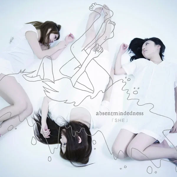 「SHE」