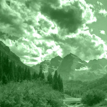 GREEN 8