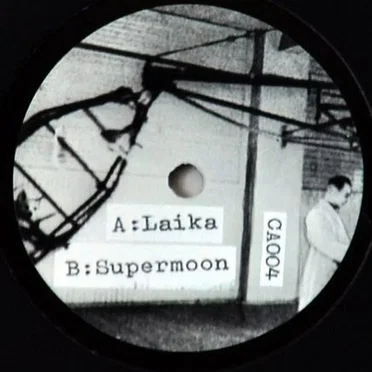 Supermoon/Laika