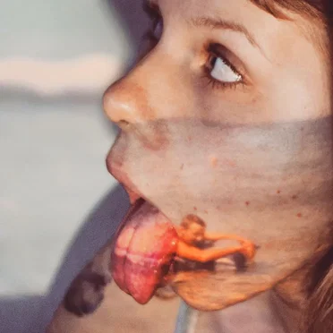 Opettelen ilmeitä by Milla Rumi - album cover
