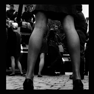 Pieces for Hidden Circles