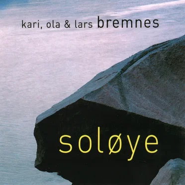 Soløye by Kari, Ola & Lars Bremnes - album cover