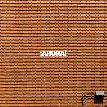 Ahora
