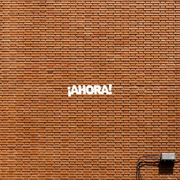 Ahora
