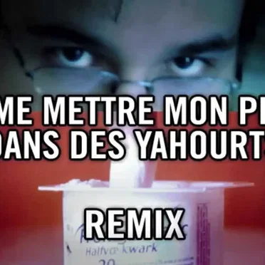 J'aime mettre mon pénis dans des yaourts