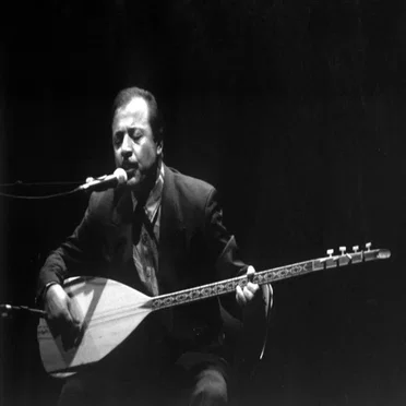 Ayaş Yolları by Neşet Ertaş - album cover