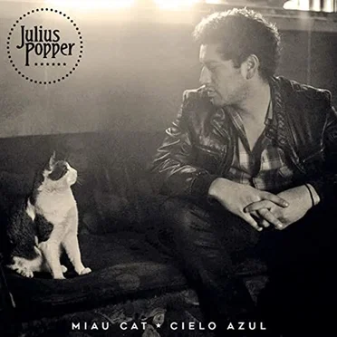 Miau Cat / Cielo azul