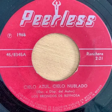 Cielo azul, cielo nublado / Pescadores de Ensenada