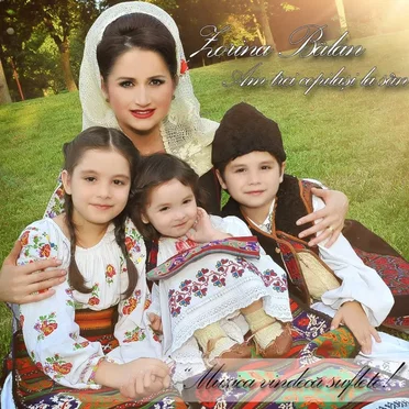 Am trei copilași la sân