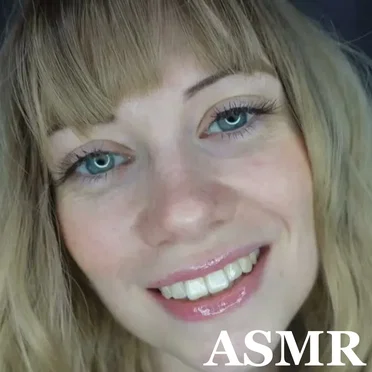 Close Up Giving You Head Scratches and Gently Blowing in Your Ears by Jodie Marie ASMR - album cover