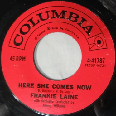 Here She Comes Now / Kisses That Shake the World