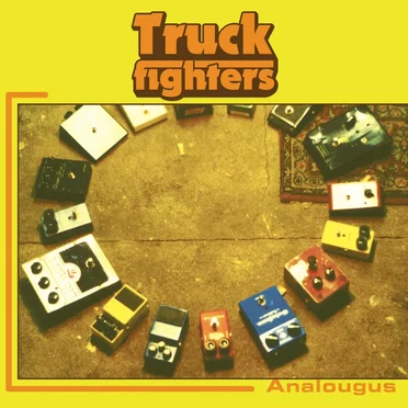 Analougus by Truckfighters - album cover
