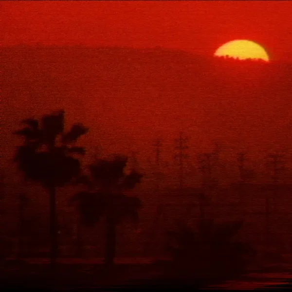 𝐅𝐄𝐀𝐑