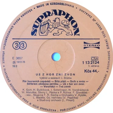 Už z hor zní zvon by Various Artists - album cover