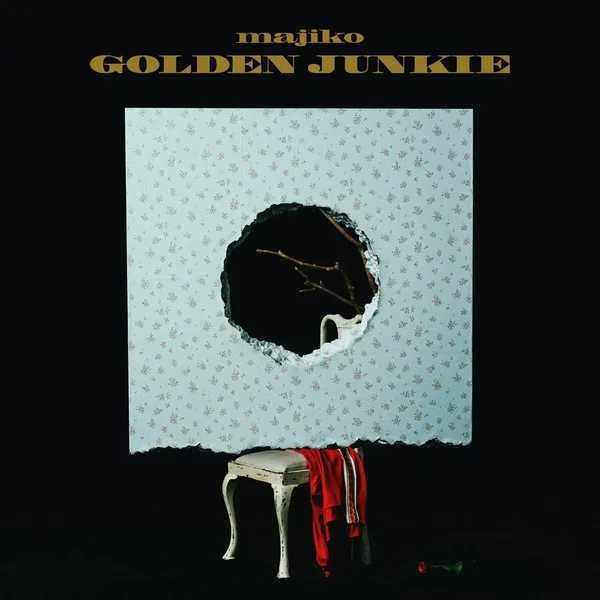 GOLDEN JUNKIE