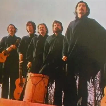 Quilapayún en el Audimax Uni Konstanz. 25 de abril de 1977. Alemania