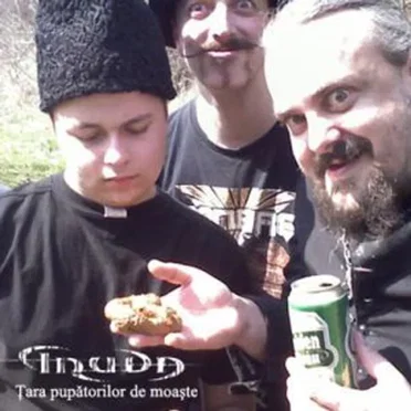 Țara pupătorilor de moaște