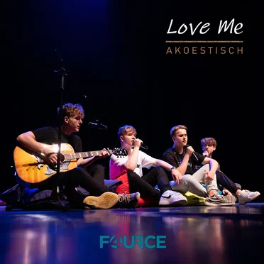 Love Me (akoestisch)