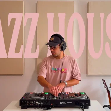 Funky & Groovy Deep Jazz House DJ Mix