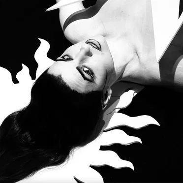 Dry by Geneva Jacuzzi - album cover