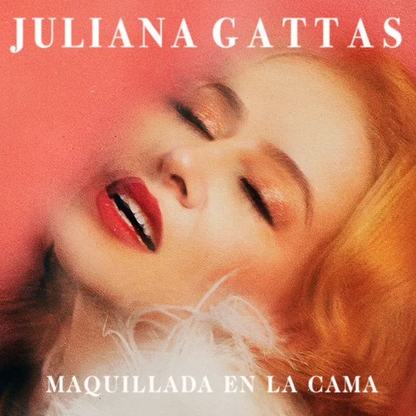 Maquillada en la cama