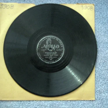 Wynonie's Blues / Somebody Changed the Lock on My Door
