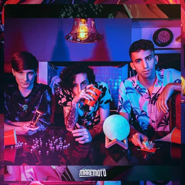 Só Mais Um Estranho no Balcão by Maremoto - album cover
