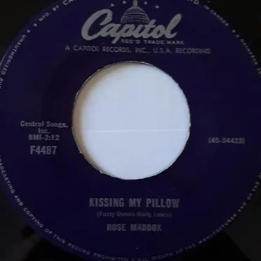 Kissing My Pillow / I Want to Live Again