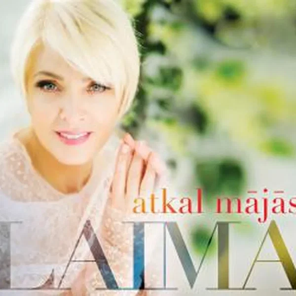 Atkal mājās