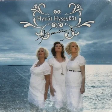Kauniimpi by Hyvät Hyssykät - album cover