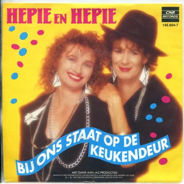 Bij ons staat op de keukendeur / Winnie Winnie