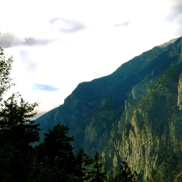 Cascades
