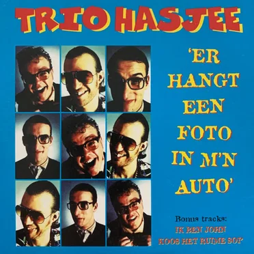 Er hangt een foto in m’n auto