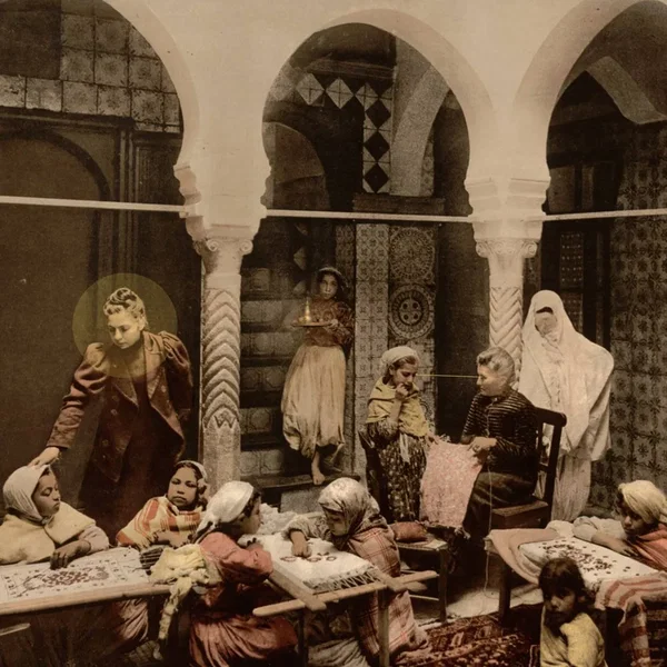 In the Dead of Night When Everything Is Asleep