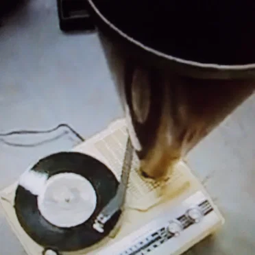 circuit bent Vinyl Revisitor reVersion C