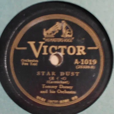 Star Dust / I'm Gettin' Sentimental Over You