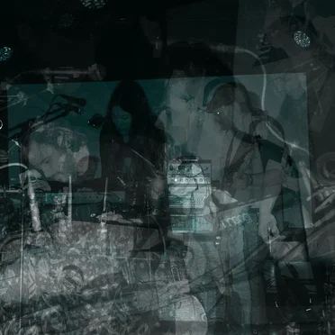 Live at Gólya