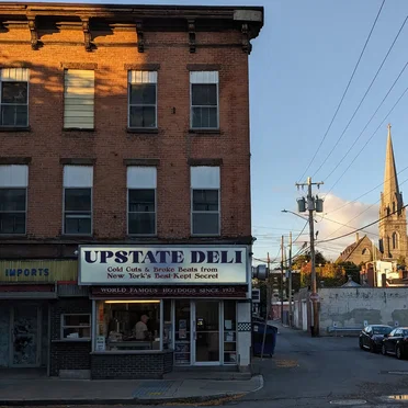 Upstate Deli: Rise in the West