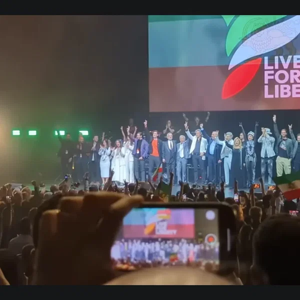 Artists Singing "Ey Iran" Alongside Prince Reza Pahlavi