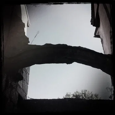 Infinite and Unbound