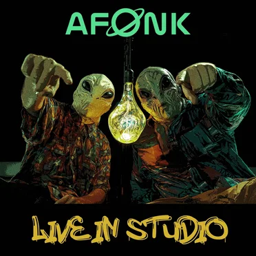 LIVE IN STUDIO