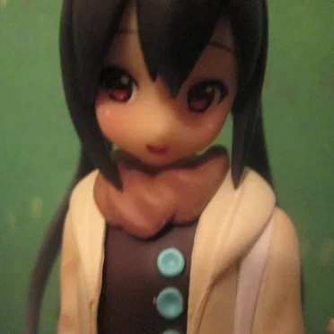 Azusa Figure