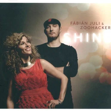 Juli Fábián & Zoohacker