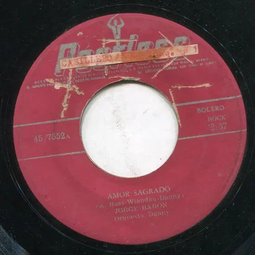 Amor sagrado / Un chico enamorado