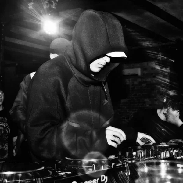 Devil (JG Dubz VIP)