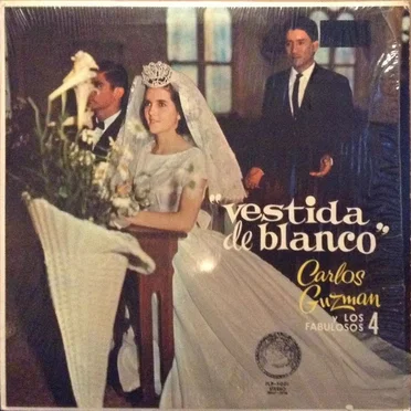 Vestida de blanco
