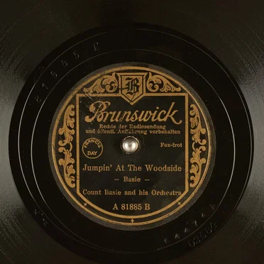 Topsy / Jumpin' At The Woodside