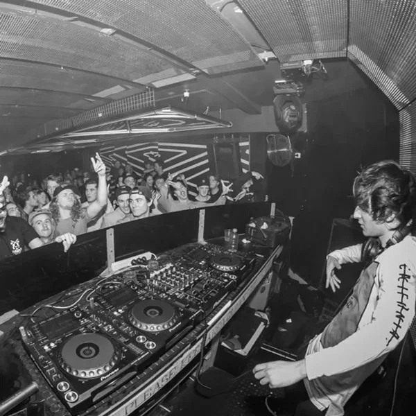 PASSOUT (PHEX REMIX CLIP)