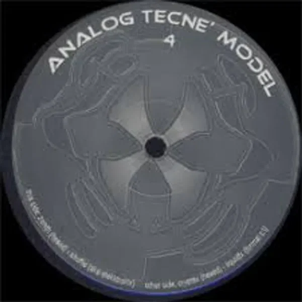Analog Tecne' Model 004